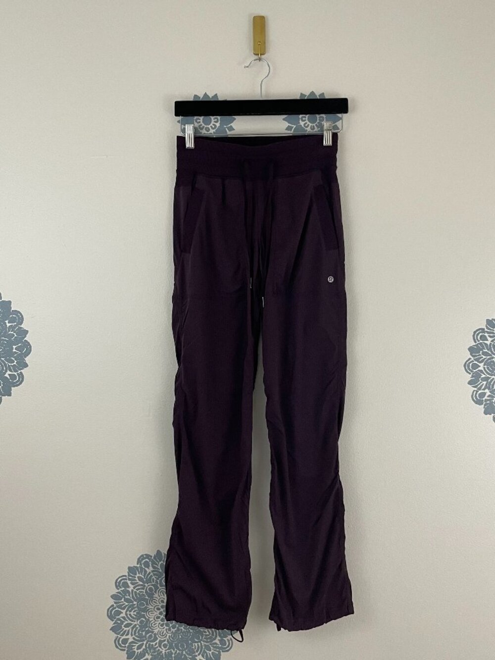 Lululemon Dance Studio Pant III Regular Unlined Black Cherry Size 4